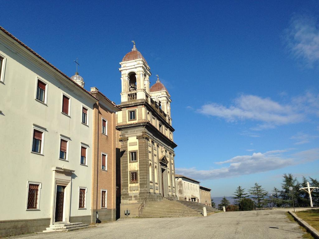 Monastero San Vincenzo - Casa Per Ferie Hotel Bassano Romano Exterior photo